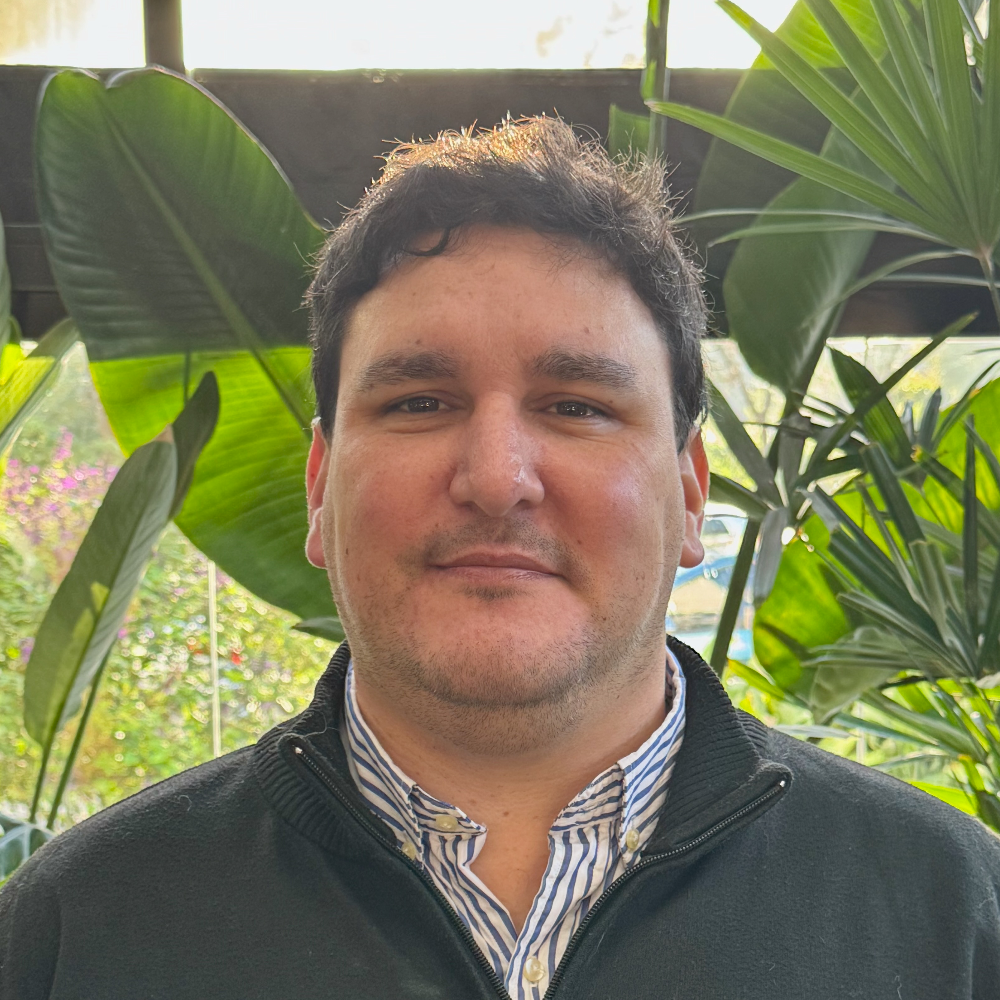 Gustavo  Molina